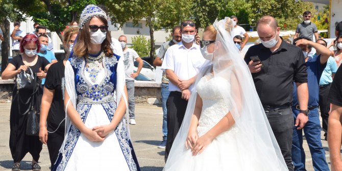 Gelinlerden düğün protestosu