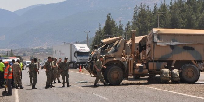 Rus-ABD askeri araçları Suriye'de çarpıştı: 4 yaralı