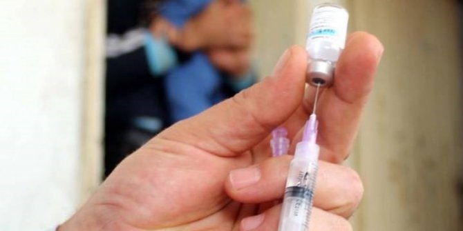 Grip ve zatürre aşısı korona virüsten korur mu? Kimler grip aşısı yaptırmalı?