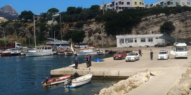 İzmir'de denizde dalgıç kıyafetli ceset bulundu