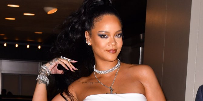 Rihanna dayak mı yedi? Yüzündeki morluklar hayranlarını korkuttu