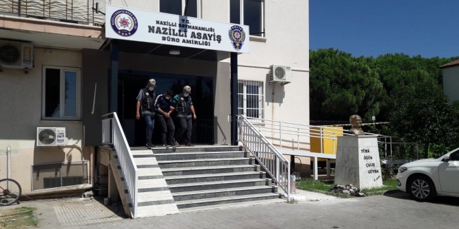 Aydın'da polisin takibiyle 2 hırsız yakalandı