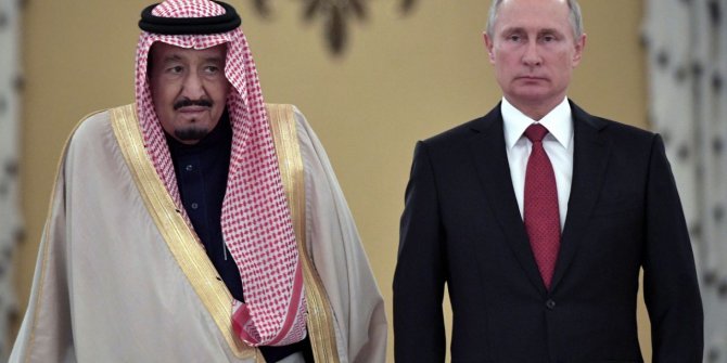 Putin ve Kral Selman petrol piyasalarını görüştü