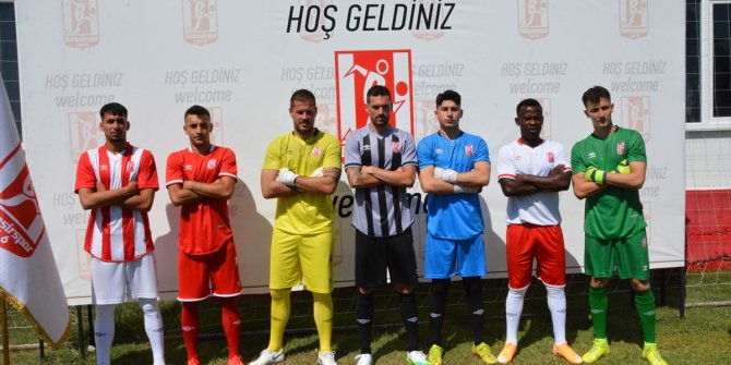 Balıkesirspor'da yeni sezon formaları tanıtıldı
