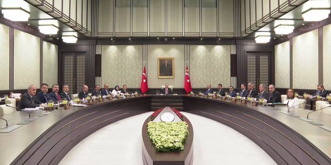 Flaş... Flaş.. Kabine Toplantı uzadı: Erdoğan, birazdan açıklama yapacak