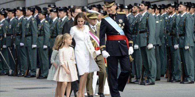 İspanya'da kraliyet ailesinde korona şoku
