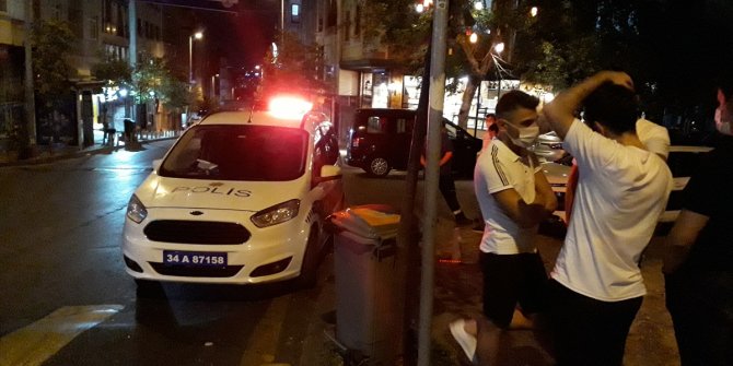 İstanbul'da kaldırımda oturanlara motosikletli 2 kişi ateş açtı!