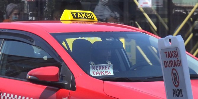 İstanbul'da taksicilerin 'bordo' tartışması
