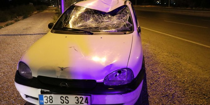 Kayseri'de ehliyetsiz sürücünün çarptığı bisikletli ağır yaralandı