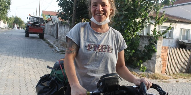 Bisikletiyle Dünya turuna çıkan kadının son durağı Türkiye oldu