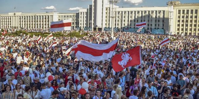 Belarus'ta protestolar sürüyor
