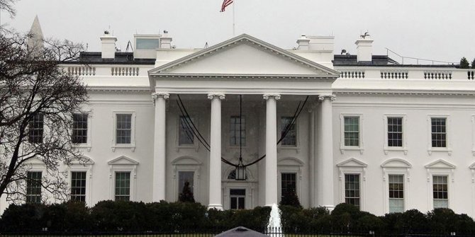 Beyaz Saray'da korona virüs alarmı