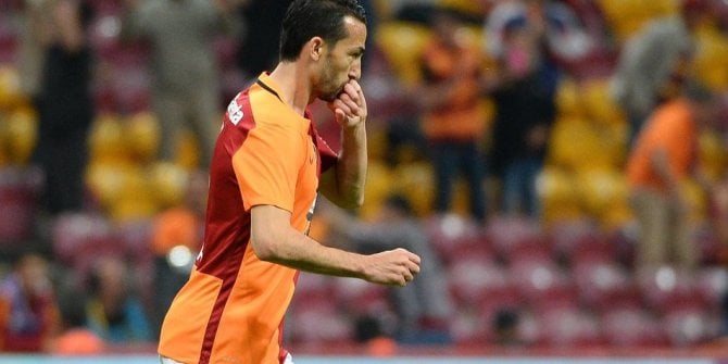 Türk futbolunun bir emektarı daha futbolu bıraktığını açıkladı
