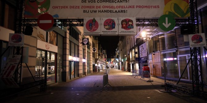 Belçika'da sokağa çıkma yasağı başladı