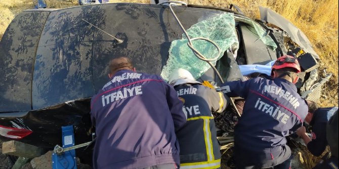 Nevşehir'de feci kaza. Otomobil şarampole yuvarlandı, ölü ve yaralılar var