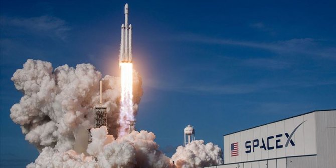 SpaceX tarafından 60 iletişim uydusunun fırlatılışı iptal edildi