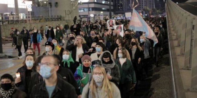 Kürtaj kararı yine protesto edildi