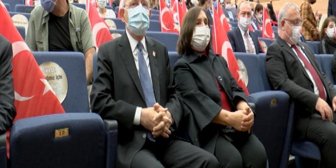 CHP lideri Kılıçdaroğlu, Genco Erkal'ın oyununu izledi