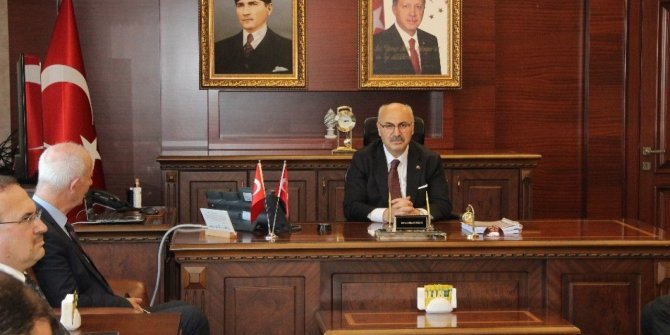İzmir Valisi'nden deprem açıklaması