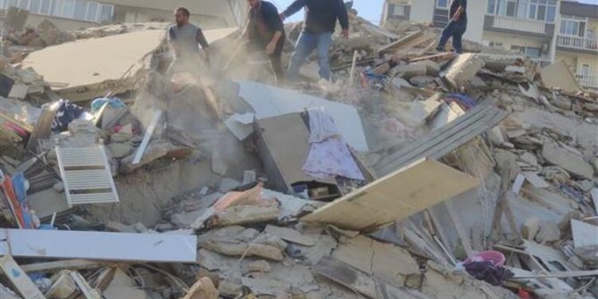 İzmir’de deprem fırtınası! Çok sayıda artçı meydana geldi…