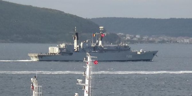 Romanya savaş gemisi Çanakkale Boğazı'nda