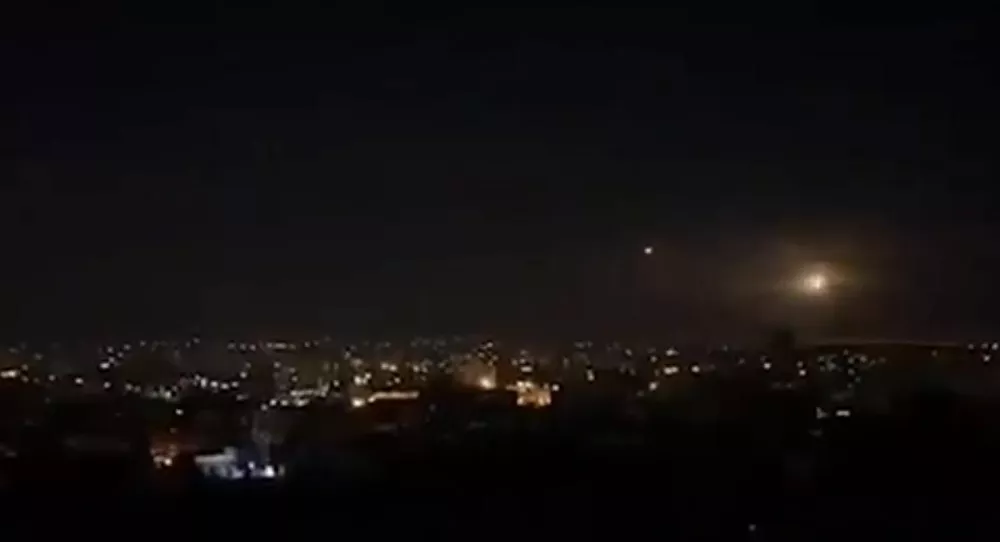 Şam'a düzenlenen İsrail saldırılarında 3 asker öldü