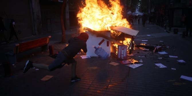Şili'de gösteriler hız kesmeden devam ediyor