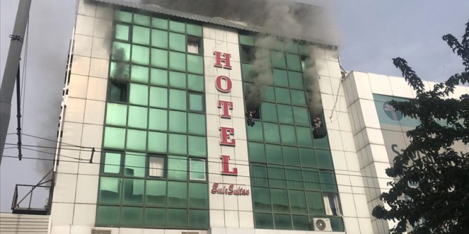 Şanlıurfa'da korkutan otel yangını