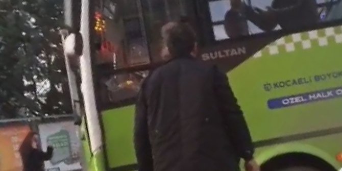 Otobüs şoförüne coplu saldırı