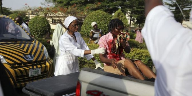 Nijerya'da trafik kazasında 19 kişi öldü