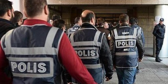 FETÖ'nün TSK ve emniyet yapılanmasına operasyon: 104 kişi gözaltına alında