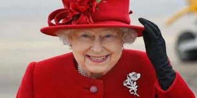 Kraliçe Elizabeth'e hırsızlık şoku : Saraydan çalıp internette satmış