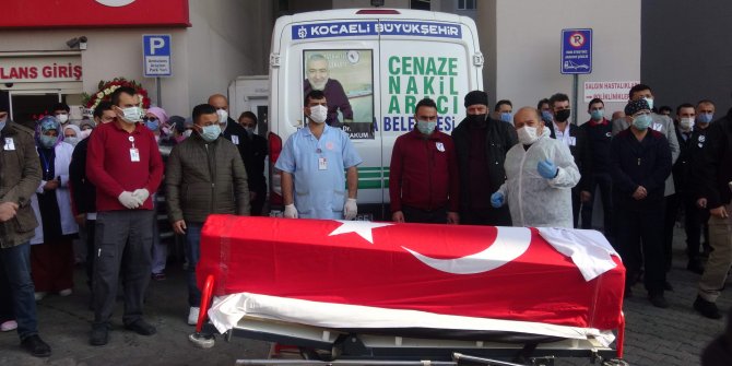 Koronadan hayatını kaybeden doktor Mehmet Karakum son yolculuğuna uğurlandı