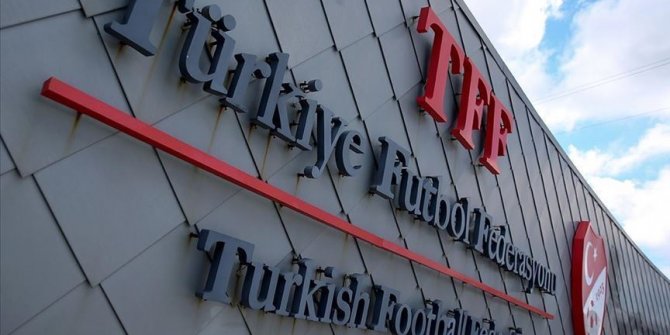 PFDK'dan Beşiktaş ve Fenerbahçe'ye ceza