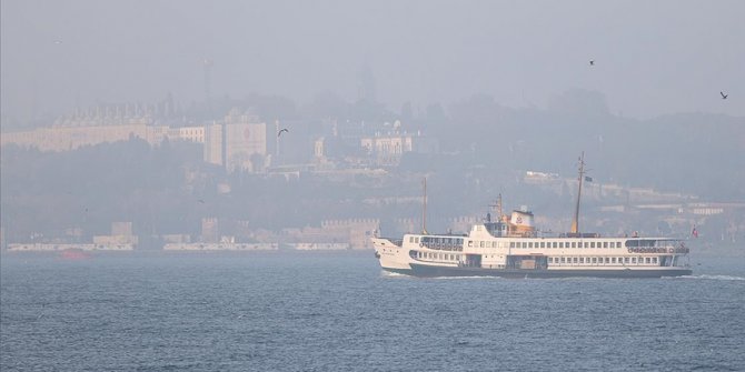 İstanbul Boğazı gemi geçişine açıldı