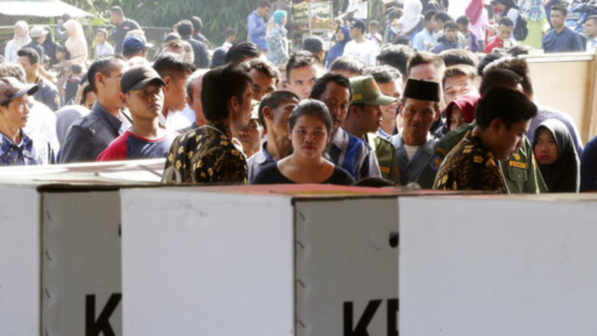 Endonezya'da 100 milyondan fazla seçmen milletvekilleri için sandık başında