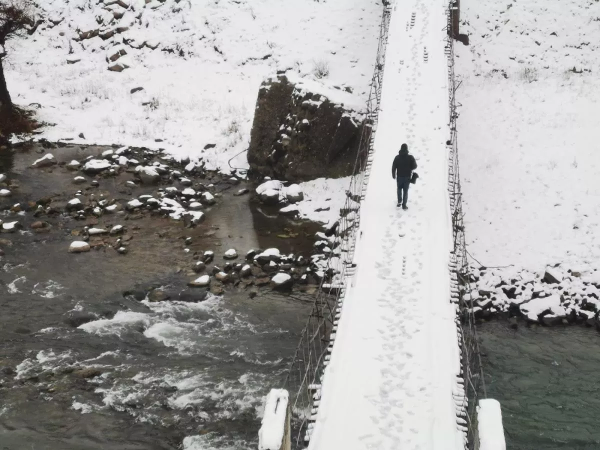 Tunceli'de 132 köy yolu kardan kapandı