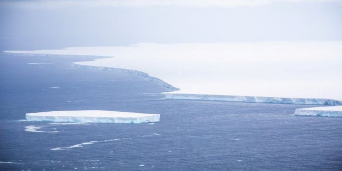 Bu adadaki canlılar tehlike altında, buzdağının çarpmasına az kaldı