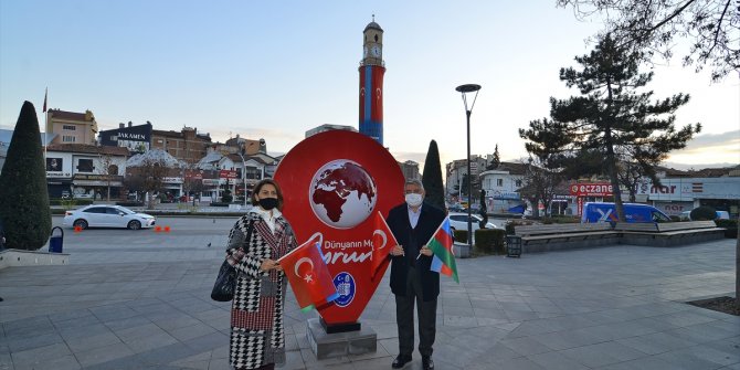 Azerin: Şehit Aybüke hocanın memleketinde olmaktan gururluyum
