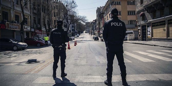 Türkiye genelinde 56 saatlik sokağa çıkma yasağı başladı