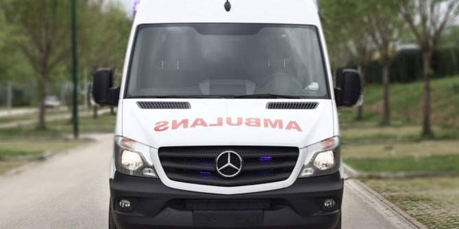 Bakanlık Hatay'a 35 ambulans gönderdi