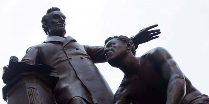 Köleli Lincoln heykeli tarih oldu
