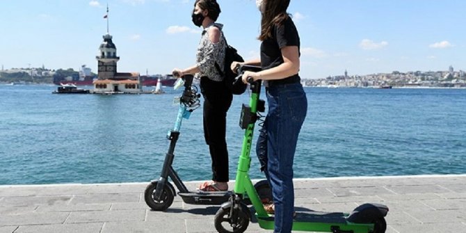 Elektrikli scooter'a iki kişi binen ceza ödeyecek. Resmi Gazete'de yayımlandı