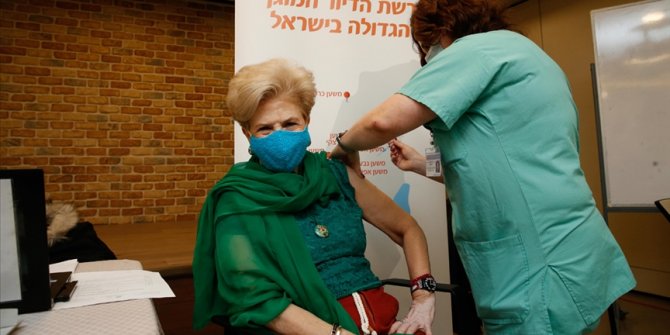 İsrail'de nüfusun yüzde 10'dan fazlasına korona aşısı yapıldı