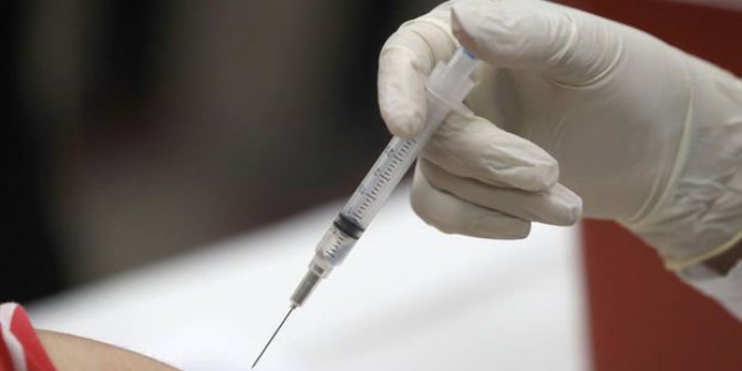 Kovid-19 aşısı olan kadın 48 saat sonra hayatını kaybetti