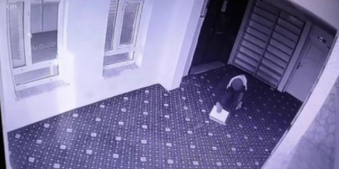 Amasya'da bir günde 2 cami soyan hırsız güvenlik kamerasına yakalandı. Polis cami faresini arıyor