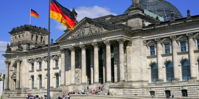 ABD'deki olaylar üzerine Almanya Federal Meclis binasında önlemler arttırılıyor