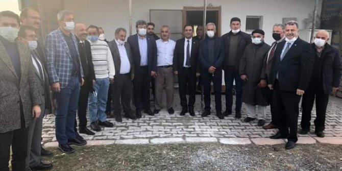 İYİ Parti Kayseri Milletvekili Dursun Ataş muhtarlarla buluştu