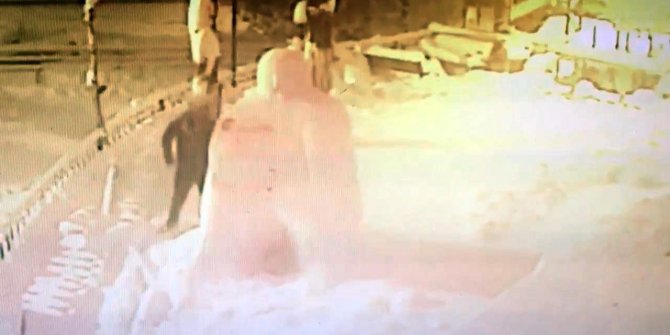 Zonguldak'ta kardan adam vatandaştan dayak yedi