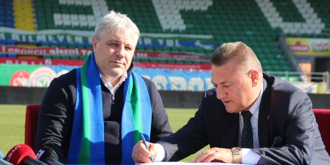 Çaykur Rizespor'da Sumudica resmi sözleşmeyi imzaladı